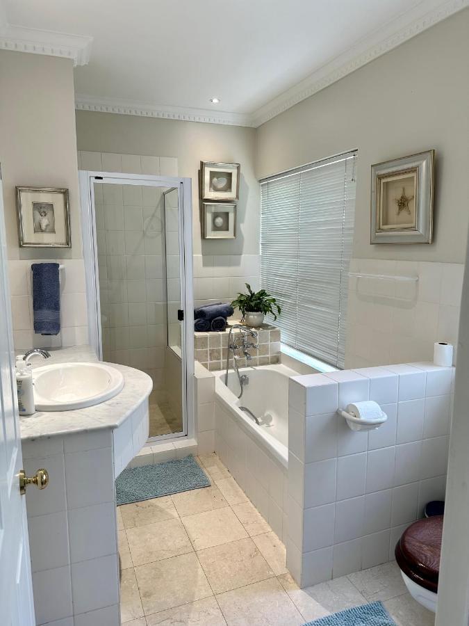 Constantiaberg Eco-Villa Kapstaden Rum bild